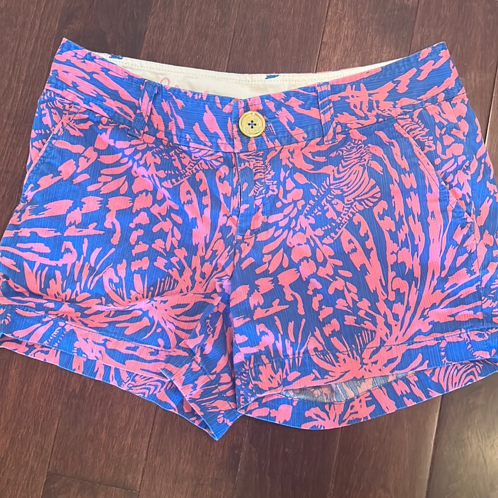 Lilly Pulitzer Callahan shorts size 2